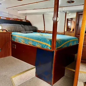 Salidas En Barco Bateau-hôtel Premiá de Mar