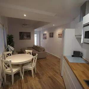 Apartamento Rentalsevilla Espacioso Y Acogegor Apartamento De 3, Sevilla