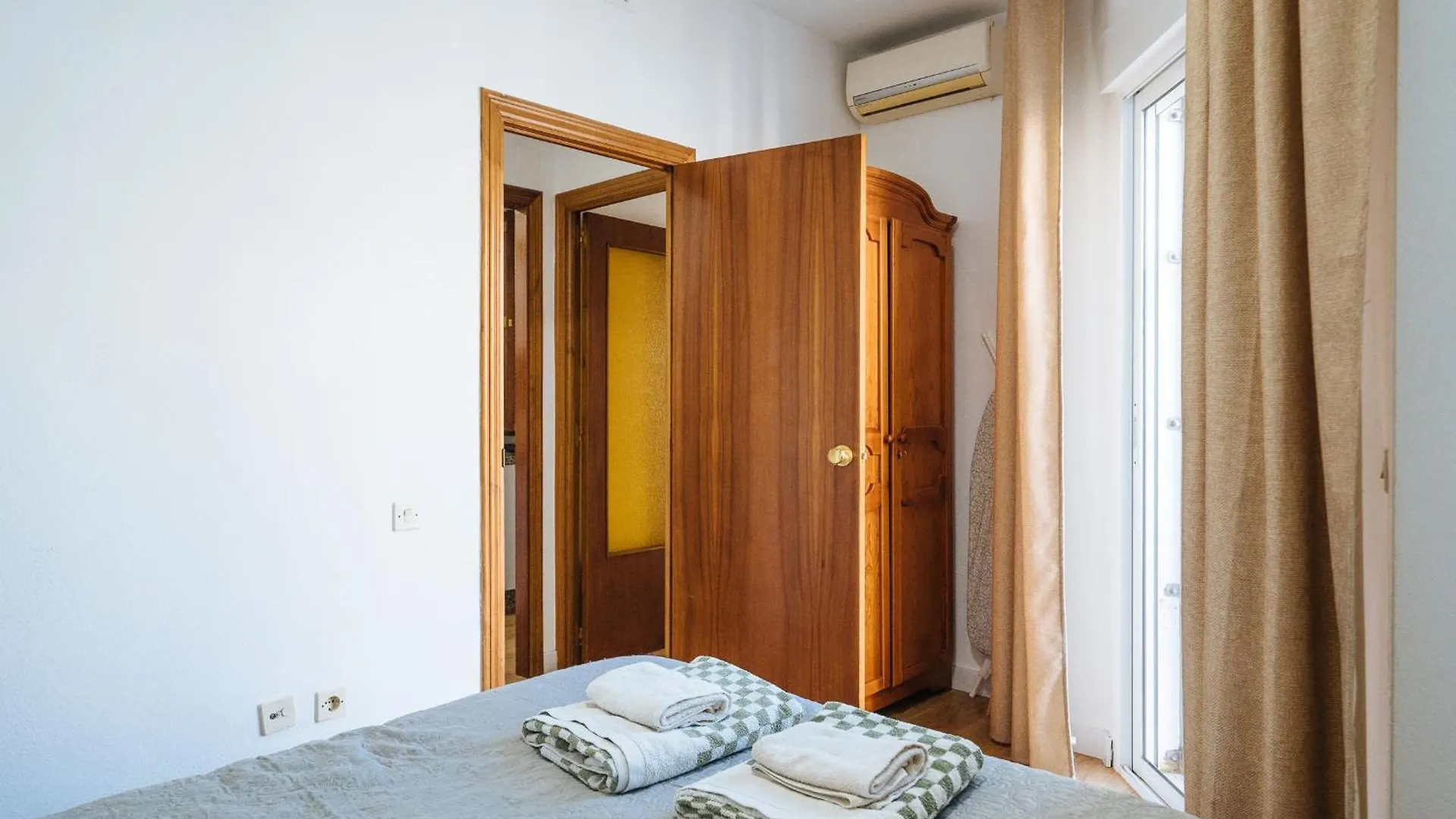 Pilsev Center Apartment Seville Spain